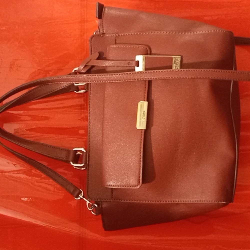 Chaps NWOT beautiful Cherry Red Purse Mid size Crossbody Bag - Picture 7 of 11